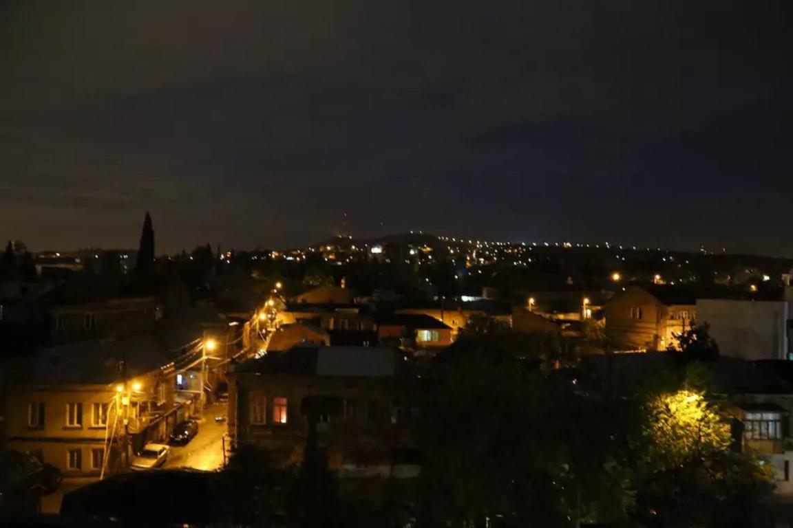 Your Home In Tbilisi: Cosy Stay In The Old City Eksteriør billede